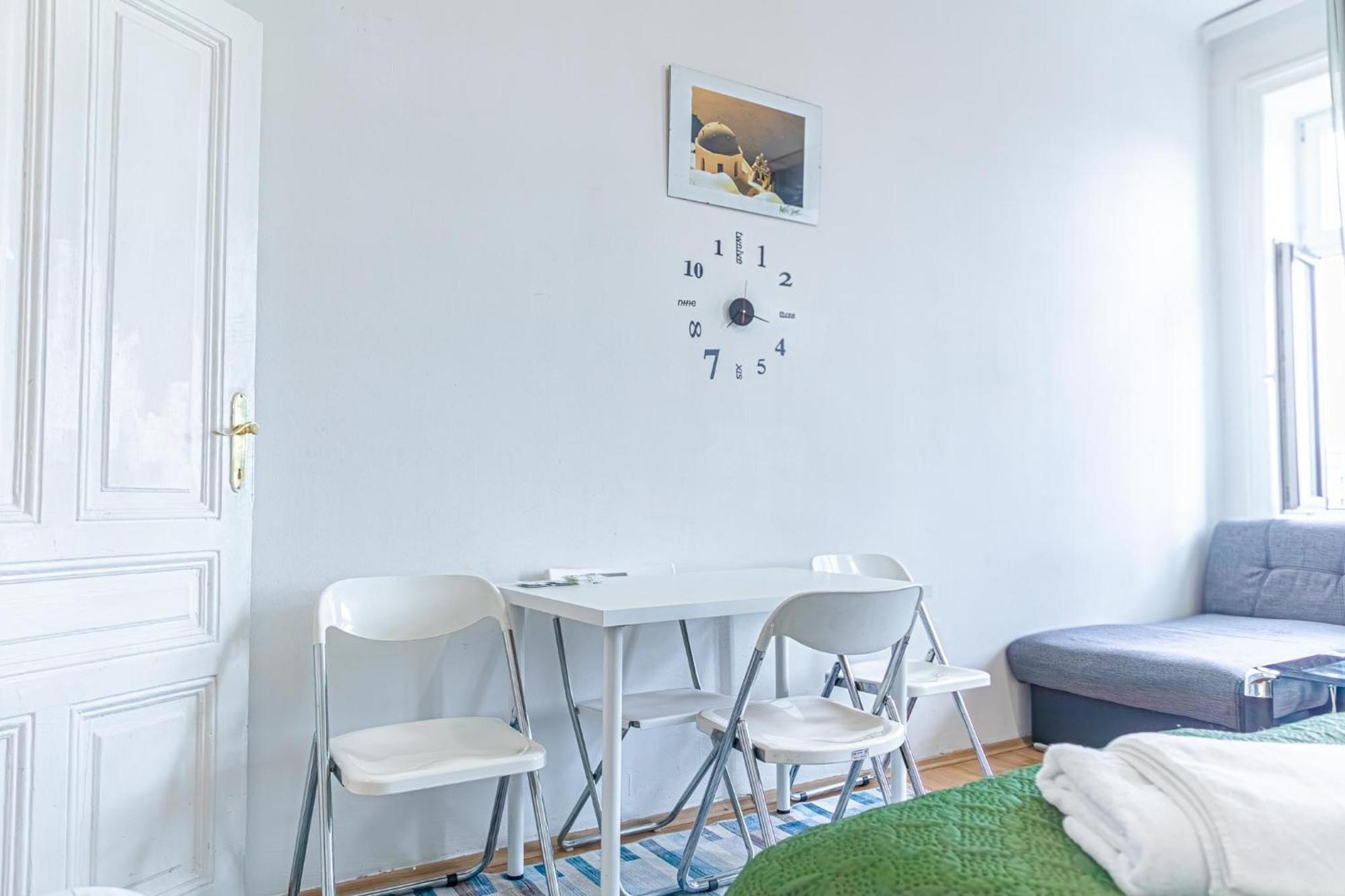 Homely Near Millenium Tower Wien